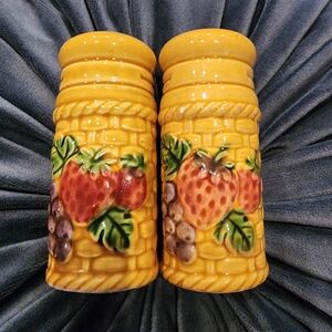 Yellow Unnamed Ceramic Fruit Motif Shakers